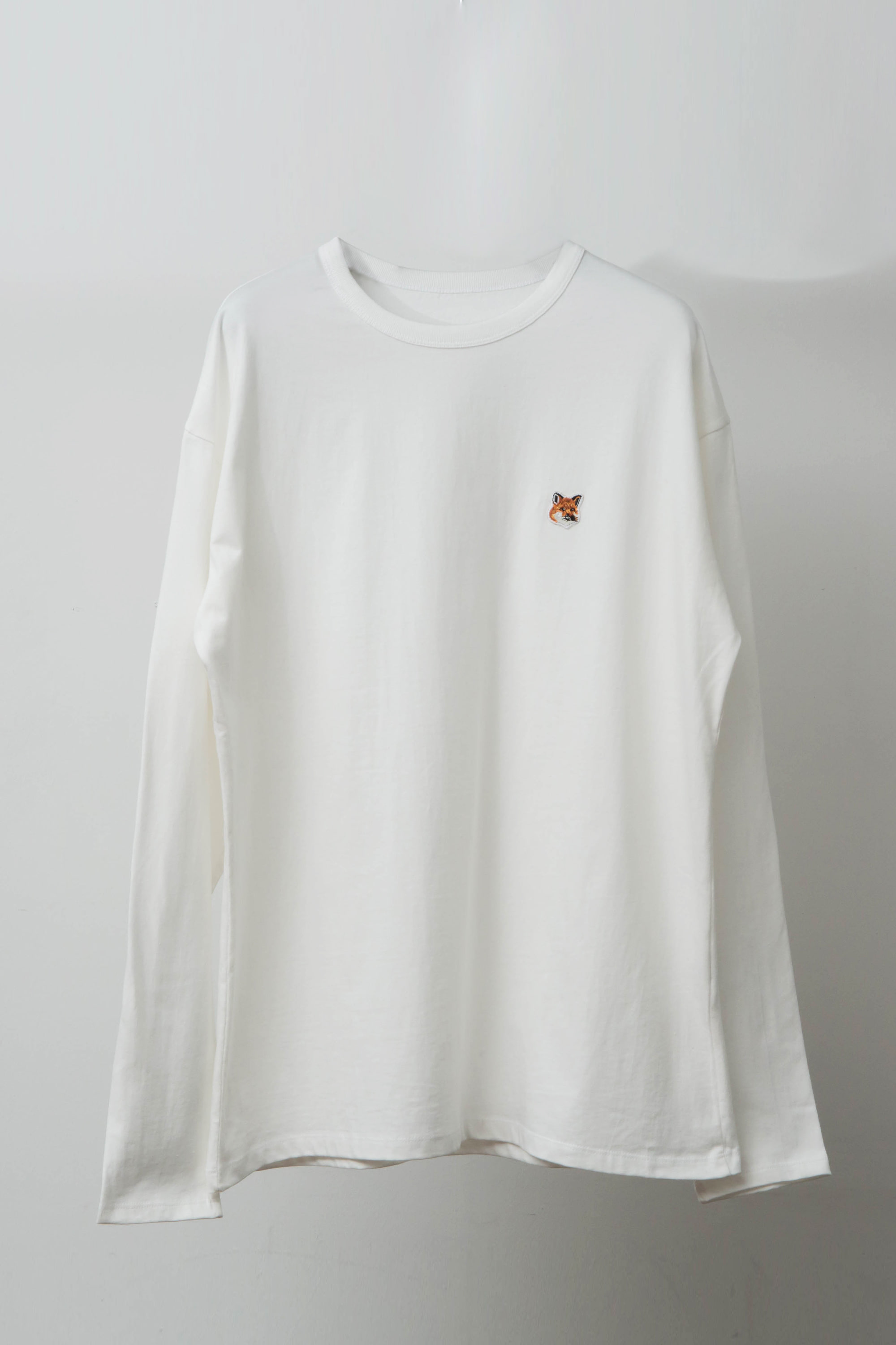 Unisex Long Sleeve Tee-Shirt Fox Head Patch  (White &amp; Black)   (GOLD FOX 자수 100% 작업)  프리미엄 코튼원단  당일발송